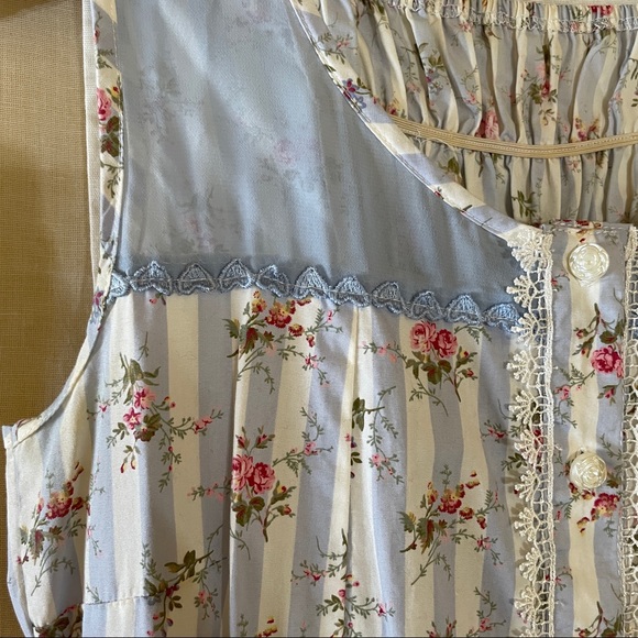 SOLD- R-Series tiered ruffle JSK dress EGL gothic lolita fashion - Picture 14 of 17